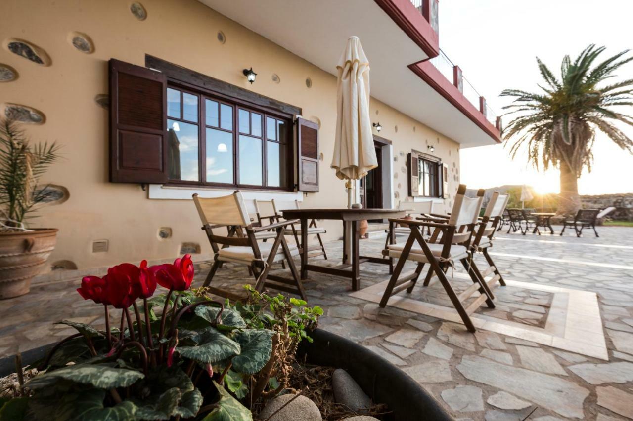 Pericles Beach Villa Kissamos Exterior photo